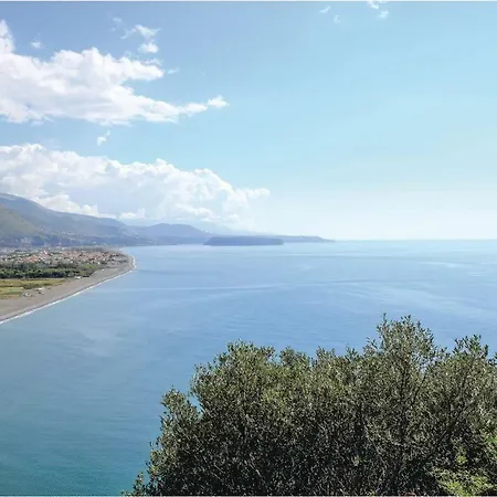 Amazing In W/ 3 Bedrooms Σπίτι διακοπών